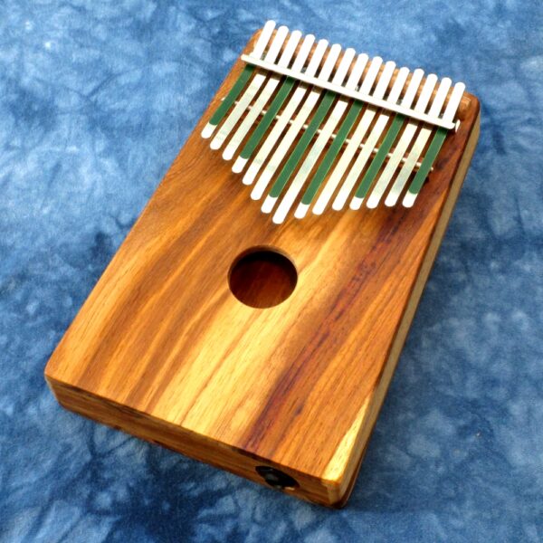Hugh Tracey Alto Kalimba in Evil Tuning+ PU, blue painted - Image 2
