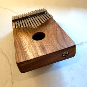 Hugh Tracey Treble + PU with tiny cracks