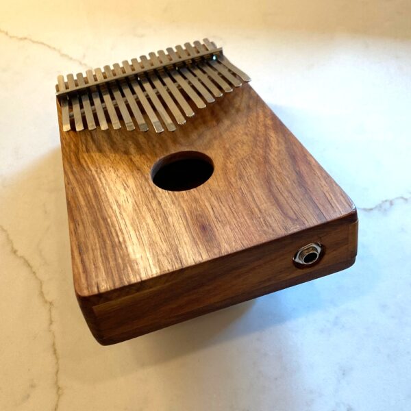Hugh Tracey Treble + PU with tiny cracks